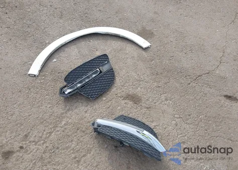 2014 Mercedes-Benz B-Class Electric Drive z USA, uszkodzony, nr VIN WDDVP9AB1EJ003468